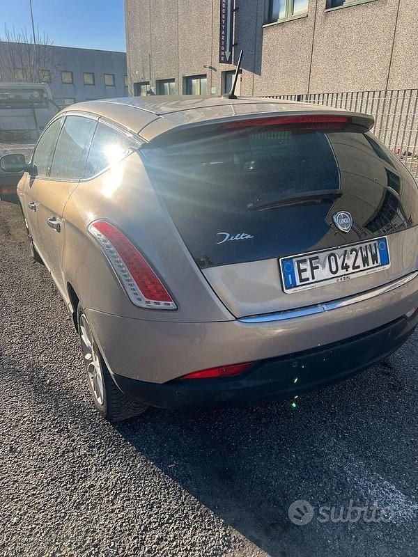 Usata Lancia Delta S 2010 Marrone Utilitaria