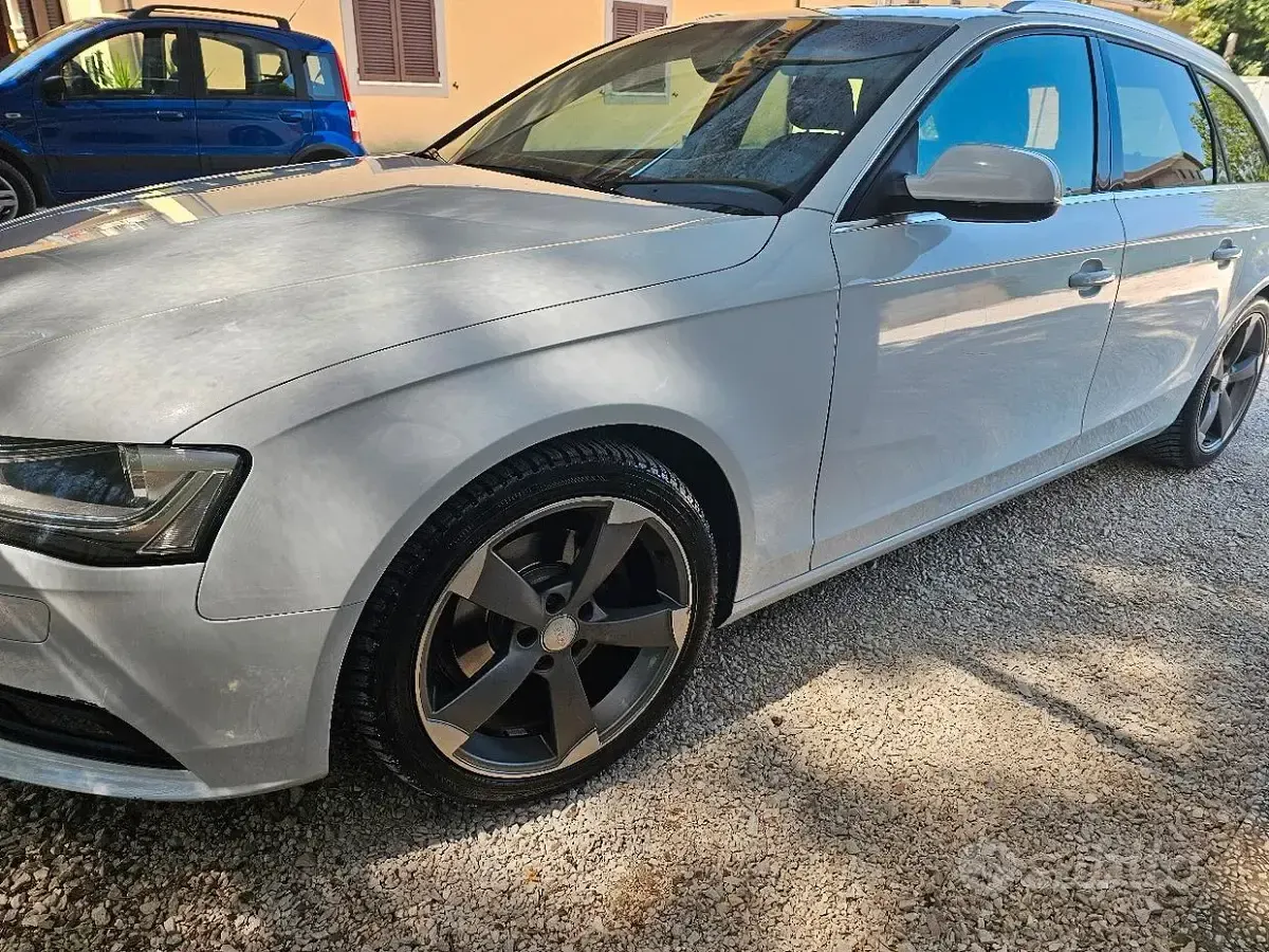 Usata Audi A4 143 CV (105 kW) 2013 Bianco Station wagon