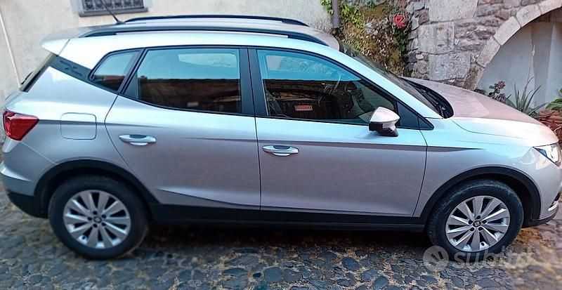 Grigio Usata 2019 Seat Arona SUV | 14.500 € (Cara) - Immagine 1/4