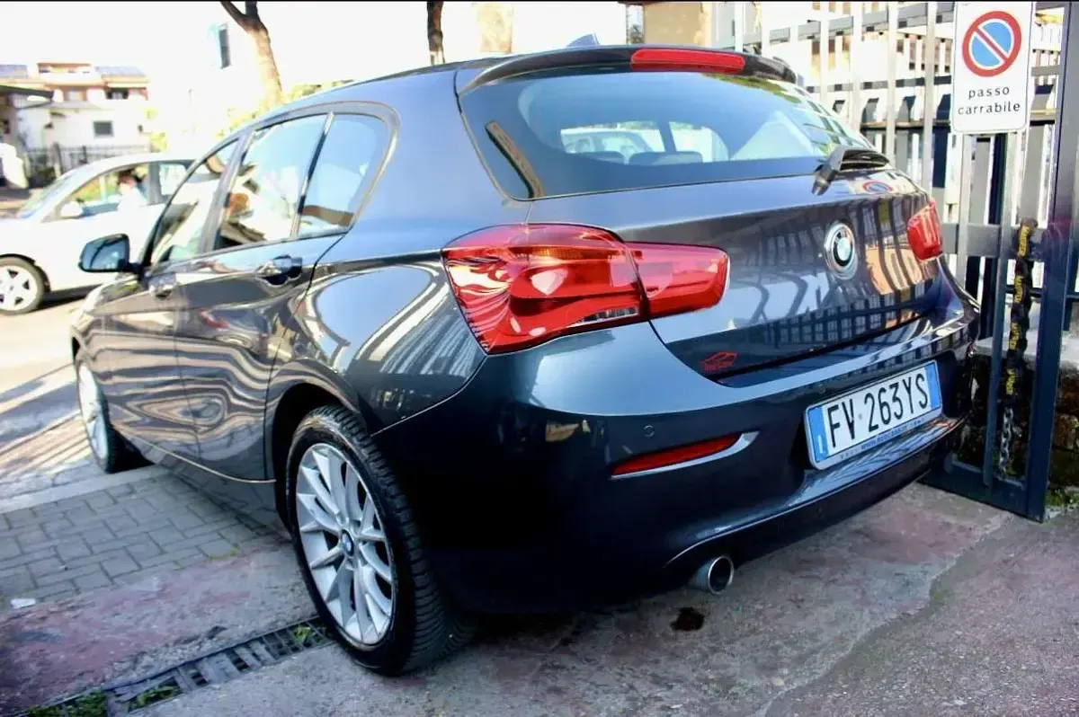 Usata BMW 116 116 CV (85 kW) 2019 Grigio Utilitaria