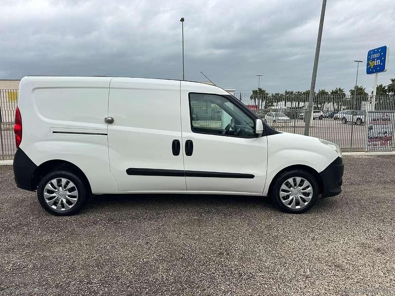 Usata Fiat Doblò 105 CV (77 kW) 2015 Other Monovolume