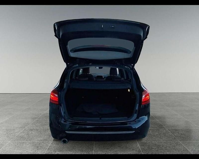 Usata BMW 216 Active Tourer Luxury Line 116 CV (85 kW) 2021 Nero metallizzato Monovolume