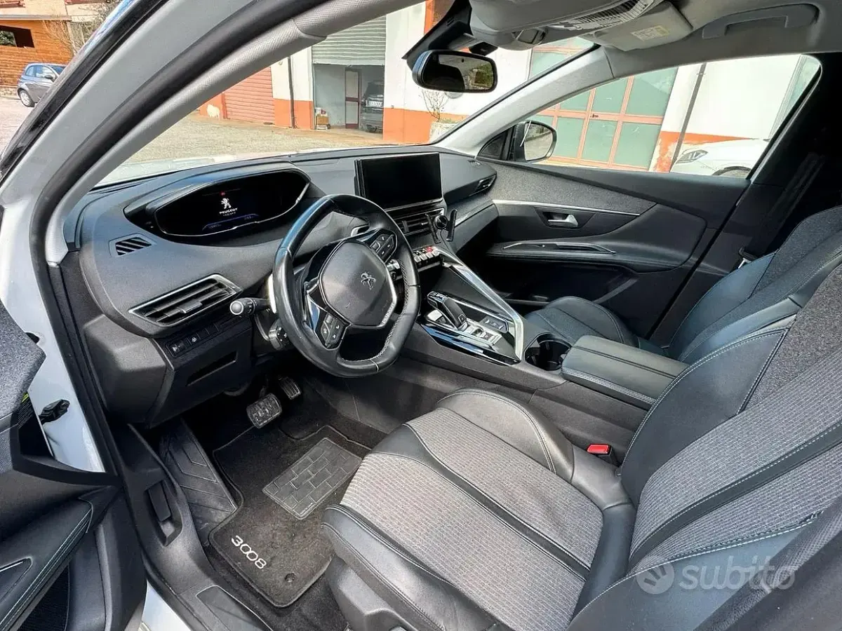 Usata Peugeot 3008 Allure 131 CV (96 kW) 2021 Bianco SUV