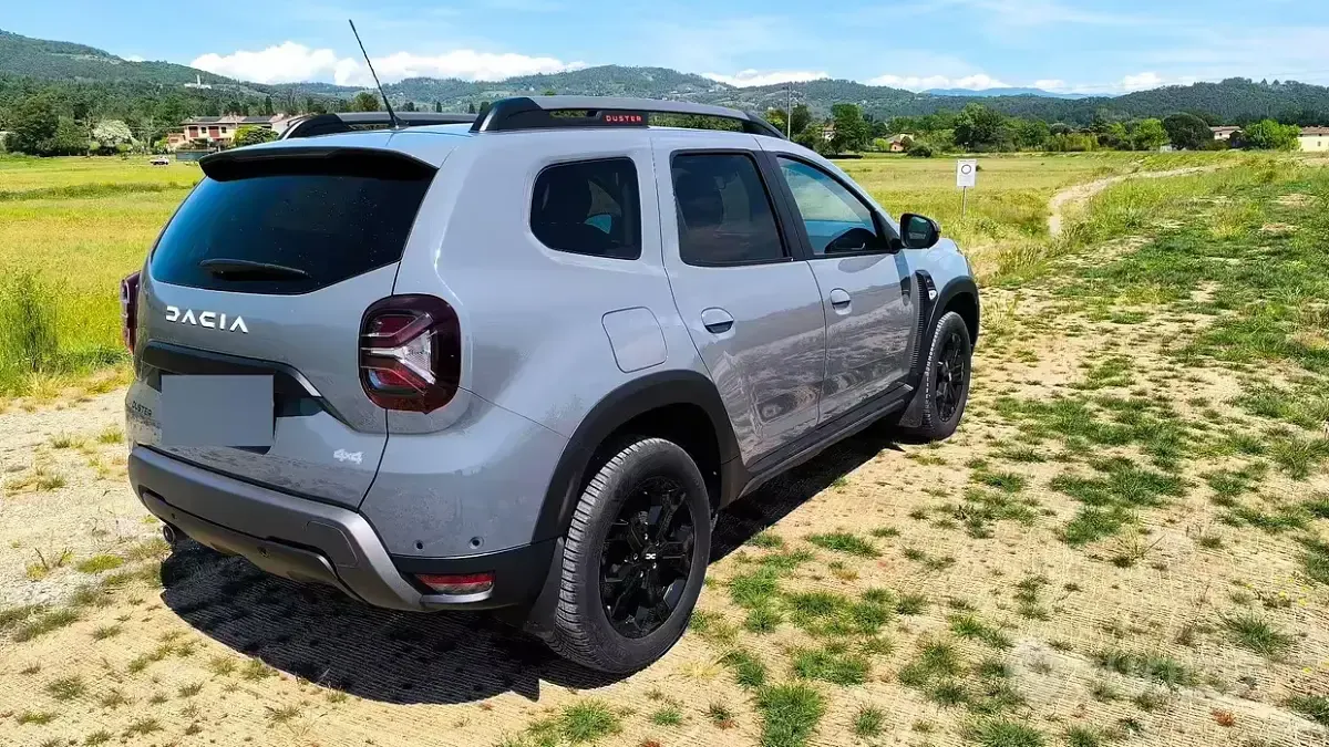 Usata Dacia Duster Extreme 116 CV (85 kW) 2023 Grigio SUV
