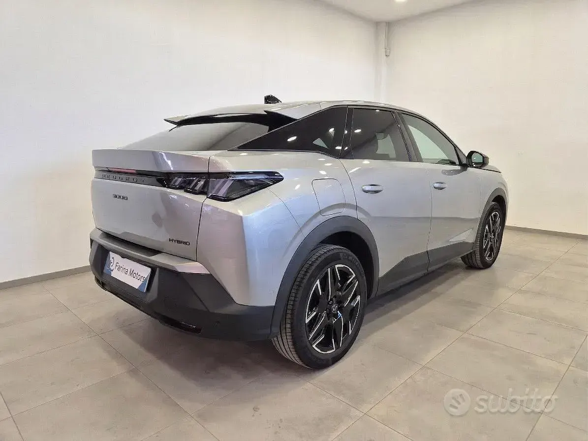 Usata Peugeot 3008 Allure 145 CV (106 kW) 2025 Viola SUV
