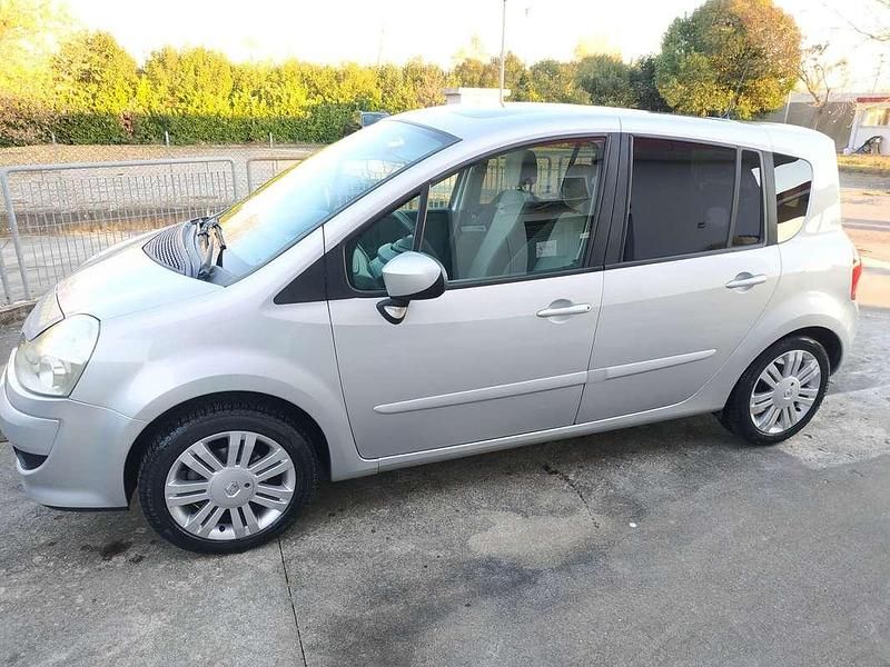 Usata Renault Grand Modus Dynamique 86 CV (63 kW) 2009 Monovolume
