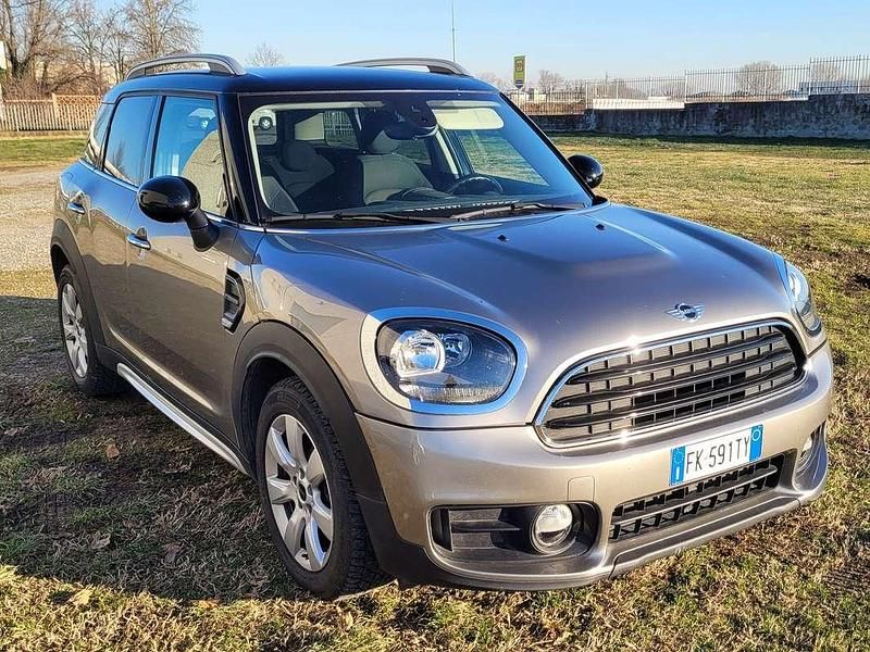 Usata 2017 Mini One D Countryman Business SUV | 12.500 € (Buon prezzo) - Immagine 1/4