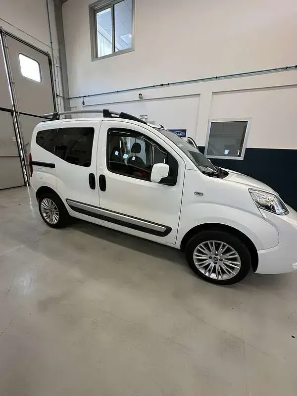 Usata Fiat Qubo Trekking 75 CV (55 kW) 2012 Monovolume