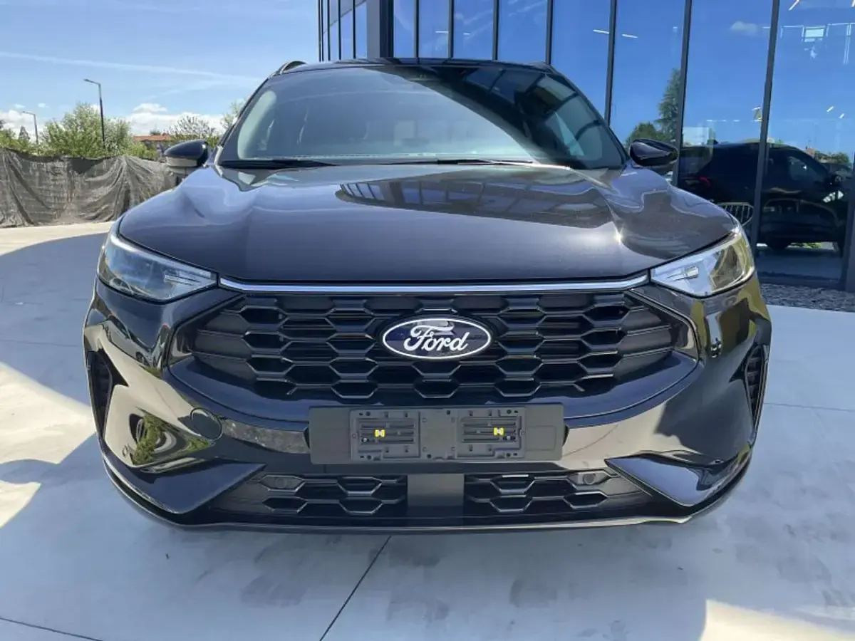 Nuova Ford Kuga ST-Line 186 CV (136 kW) 2026 Nero SUV