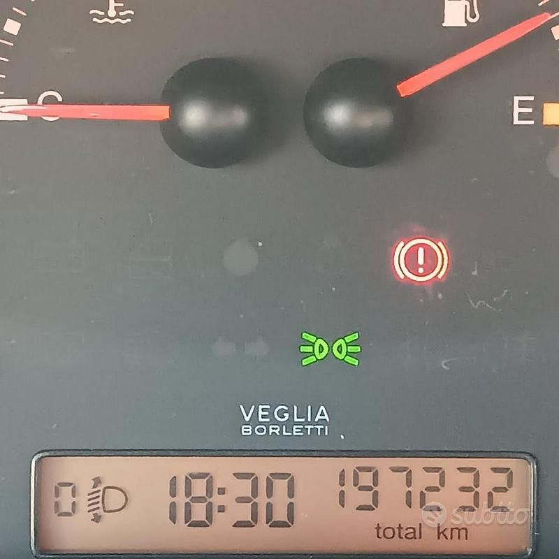 Usata Fiat Punto 60 CV (44 kW) 2002 Grigio Utilitaria