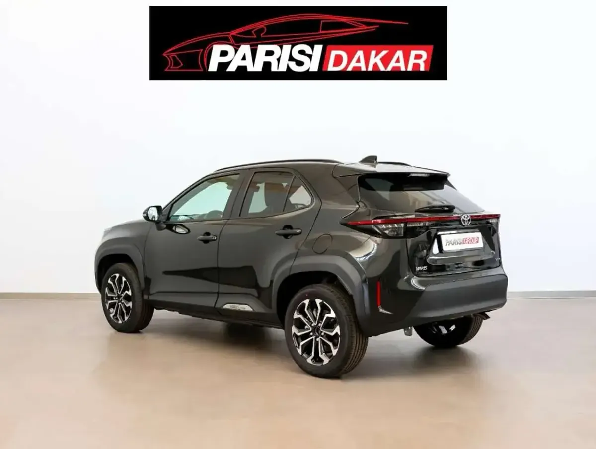 Nuova Toyota Yaris Cross Trend 92 CV (67 kW) 2026 Nero SUV