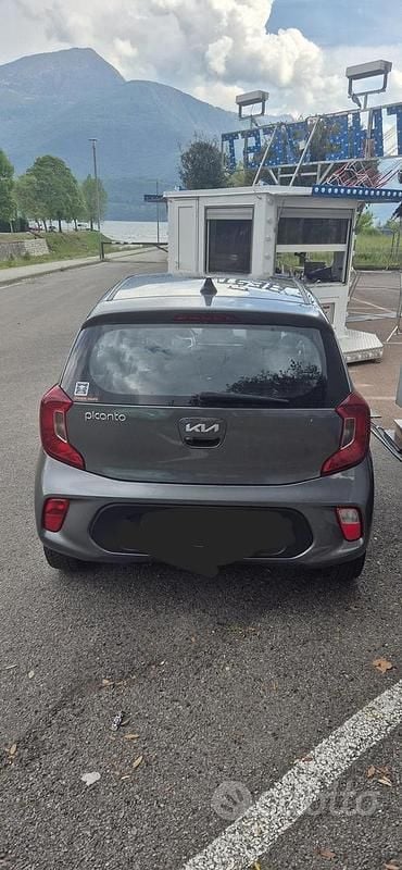 Usata Kia Picanto Urban 67 CV (49 kW) 2022 Grigio Utilitaria