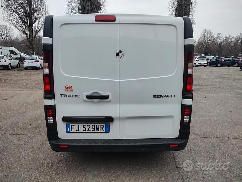 Usata Renault Trafic 145 CV (106 kW) 2017 Bianco Monovolume