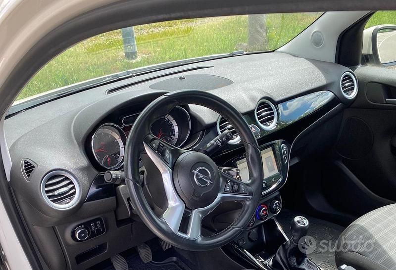 Occasion Opel Adam 95 ch (69 kW) 2014 Blanc Citadine