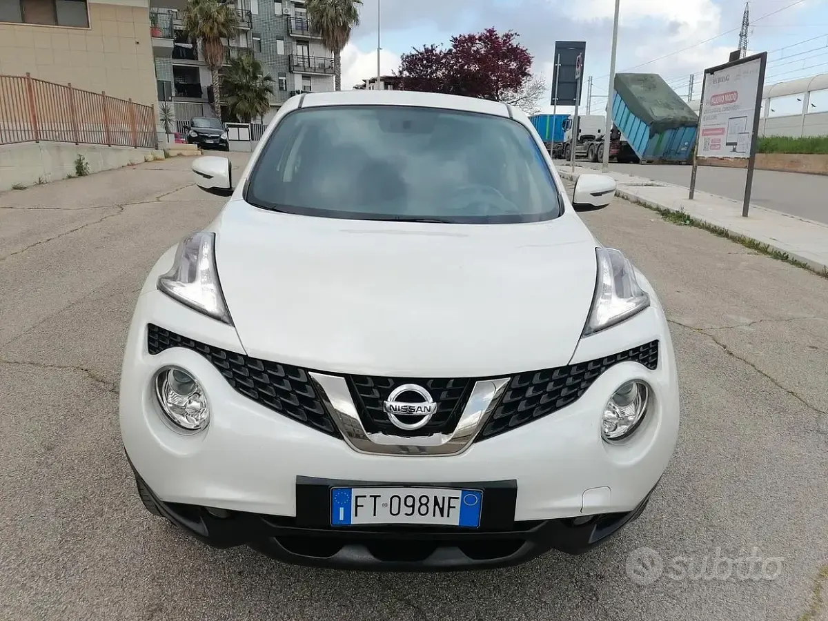 Usata Nissan Juke Tekna 110 CV (80 kW) 2019 Bianco SUV
