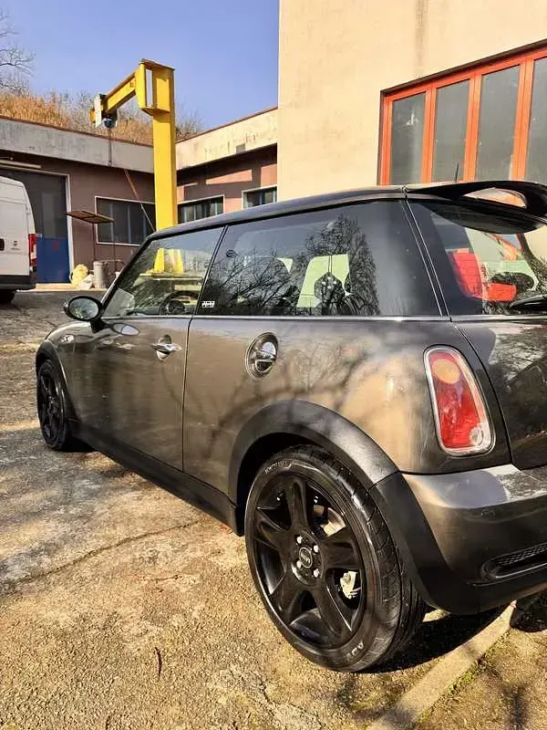 Usata Mini Cooper S 170 CV (125 kW) 2006 Utilitaria