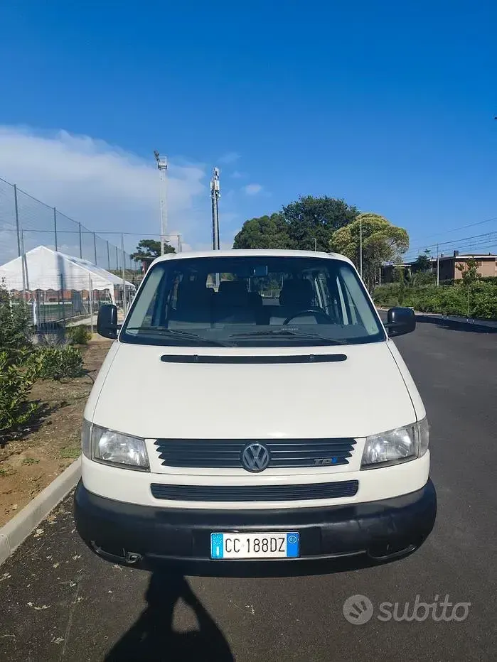 Usata VW T4 88 CV (64 kW) 2002 Furgone