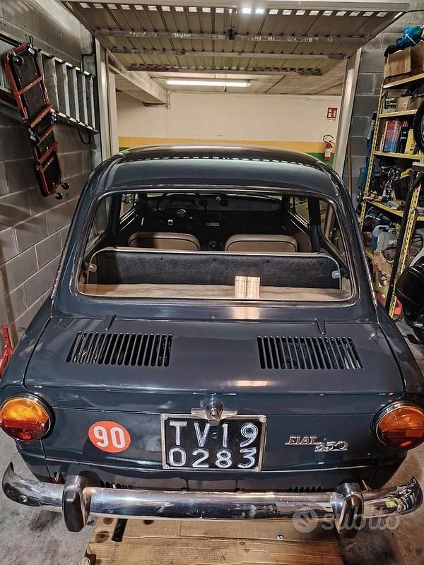 Usata Fiat 850 1960 Grigio Berlina