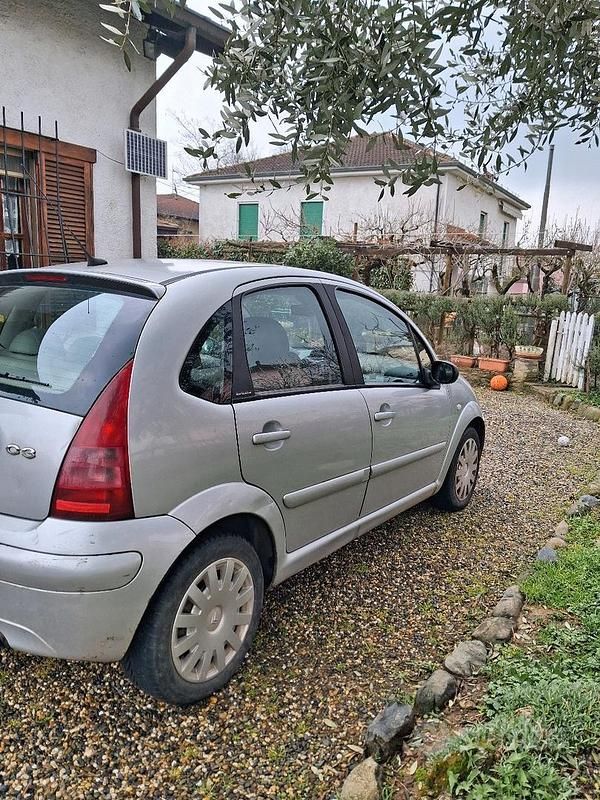 Usata Citroën C3 68 CV (50 kW) 2003 Grigio Berlina