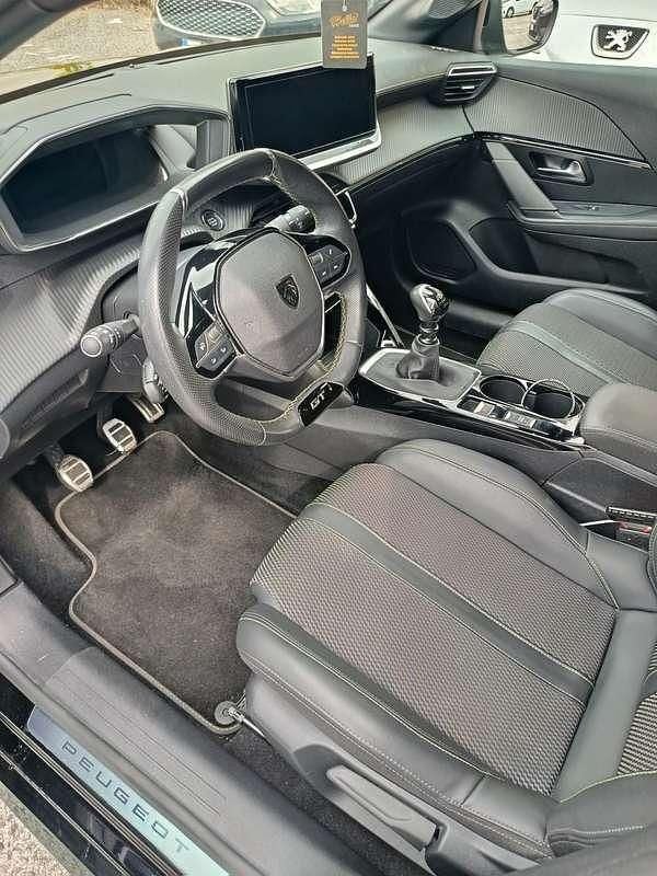 Usata Peugeot 208 GT 101 CV (74 kW) 2024 Utilitaria