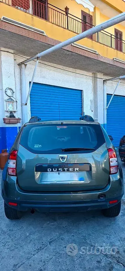 Usata Dacia Duster 110 CV (80 kW) 2014 Verde SUV