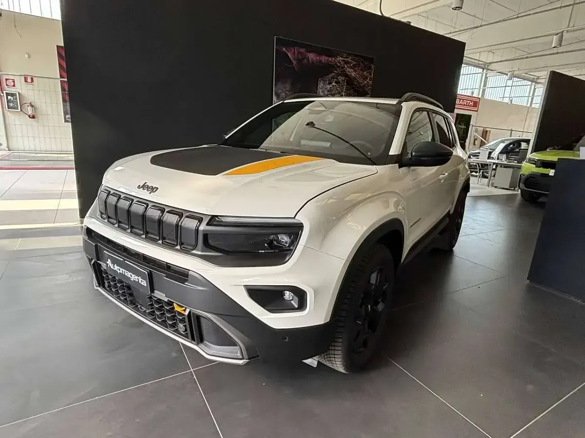 Nuova Jeep Avenger North 136 CV (100 kW) 2026 Bianco SUV