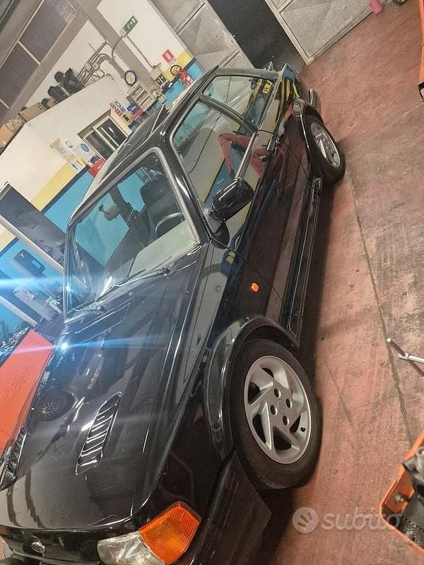 Usata Ford Escort RS 129 CV (94 kW) 1988 Berlina