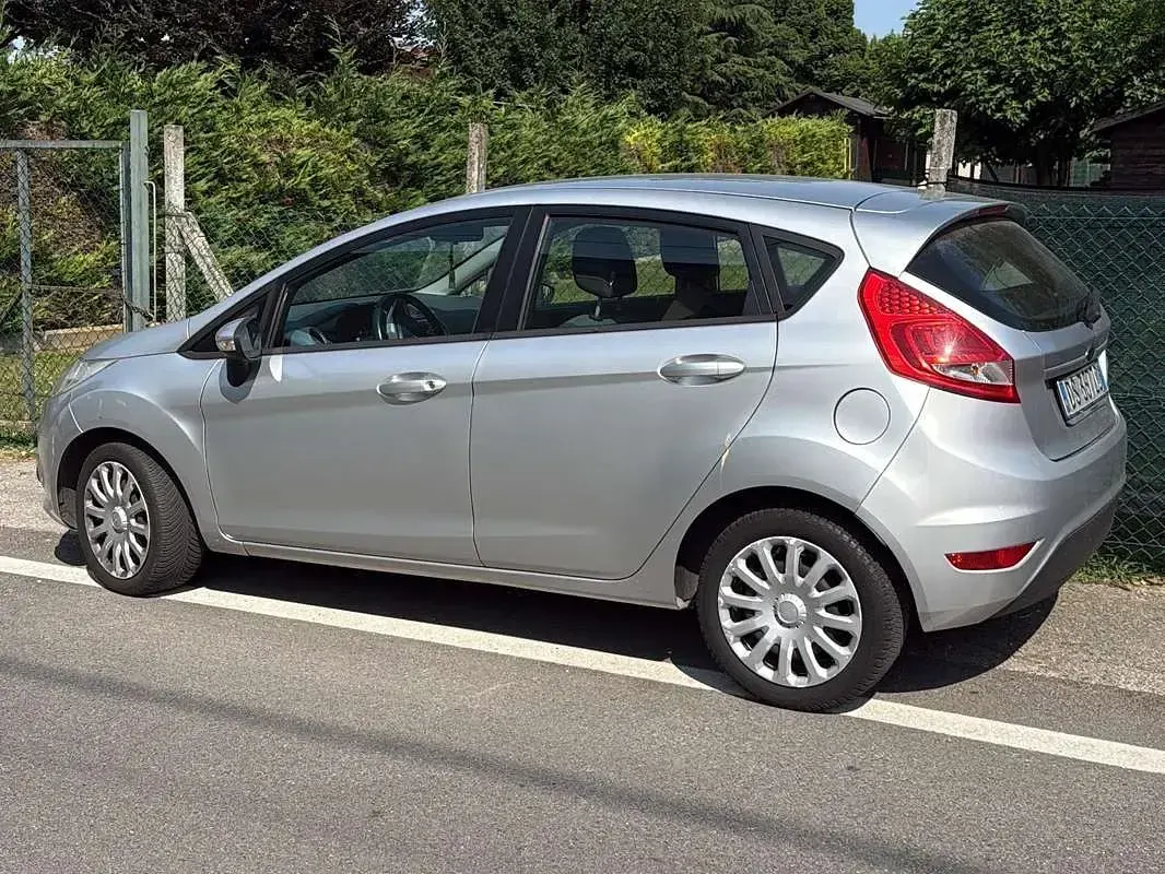 Usata Ford Fiesta 82 CV (60 kW) 2008 Utilitaria