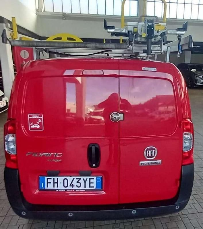 Usata Fiat Fiorino 95 CV (69 kW) 2017 Rosso Monovolume
