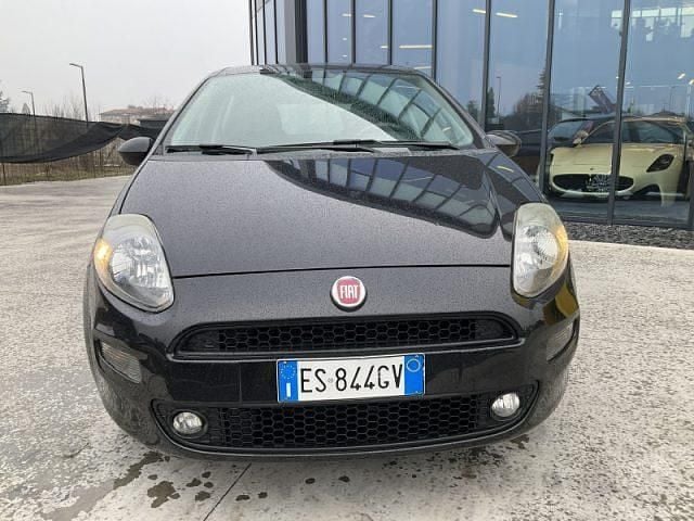 Begagnad Fiat Punto Lounge 2013 Svart Halvkombi
