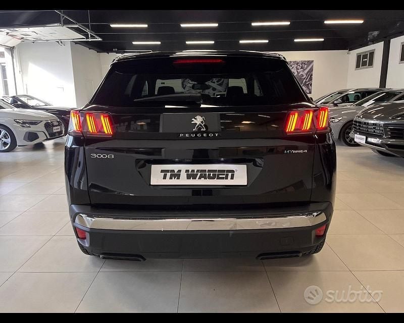 Usata Peugeot 3008 Allure 200 CV (147 kW) 2023 Nero SUV