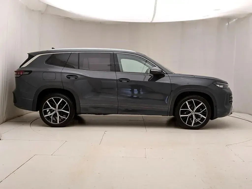 Nuevo VW Tayron Elegance 150 CV (110 kW) 2026 Gris SUV