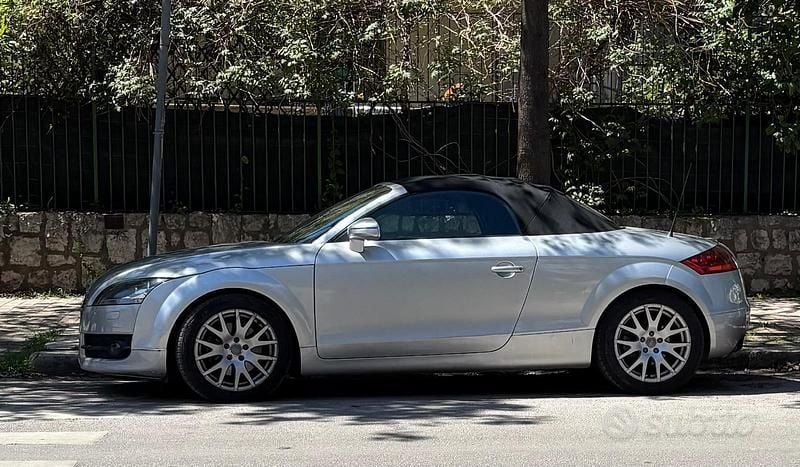 Usata Audi TT Roadster 200 CV (147 kW) 2007 Grigio Cabrio