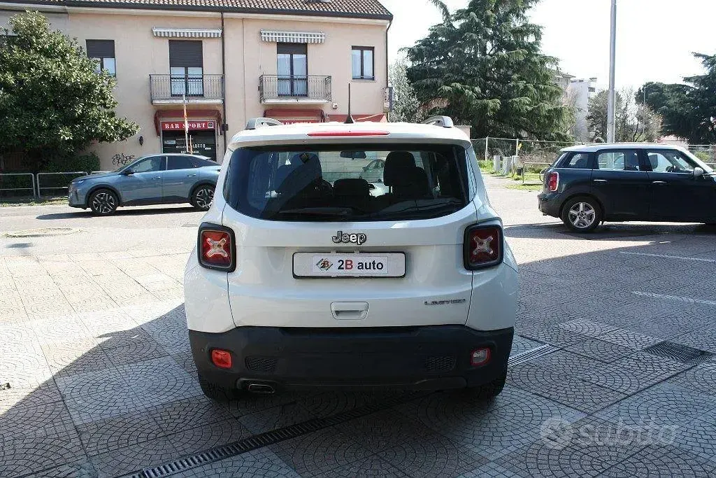 Usata Jeep Renegade Limited 120 CV (88 kW) 2019 Bianco SUV