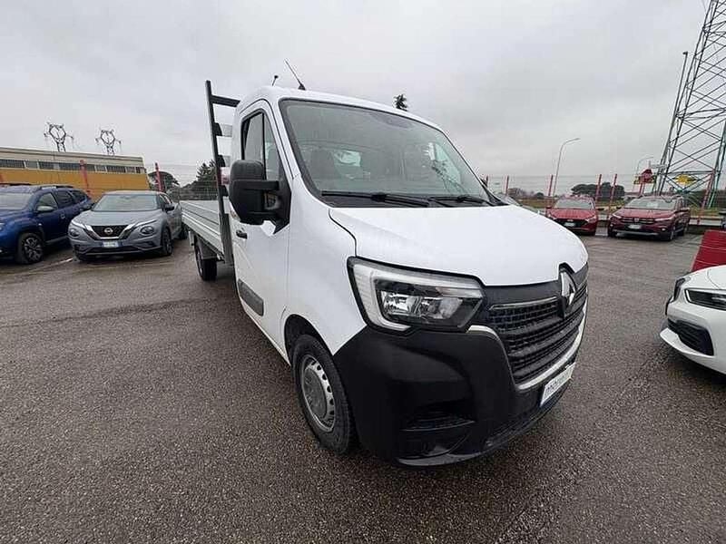 Usata Renault Master 145 CV (106 kW) 2023 Bianco Berlina