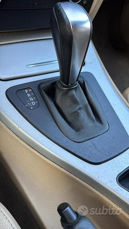 Usata BMW 320 2009 Blu Station wagon