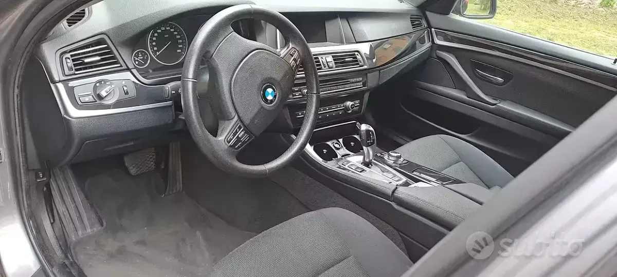 Usata BMW 520 184 CV (135 kW) 2014 Grigio Station wagon