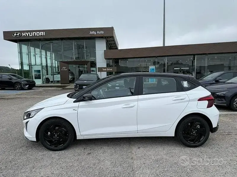 Novo Hyundai i20 2026 Branco Citadino