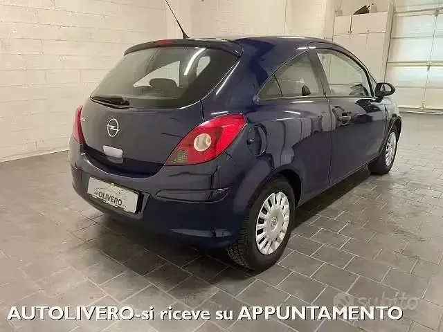 Usata Opel Corsa Enjoy 80 CV (58 kW) 2009 Blu Utilitaria
