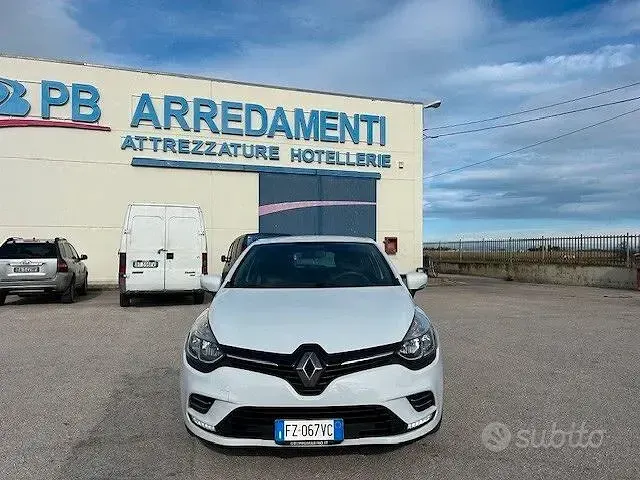 Usata Renault Clio IV Business 75 CV (55 kW) 2019 Bianco Berlina