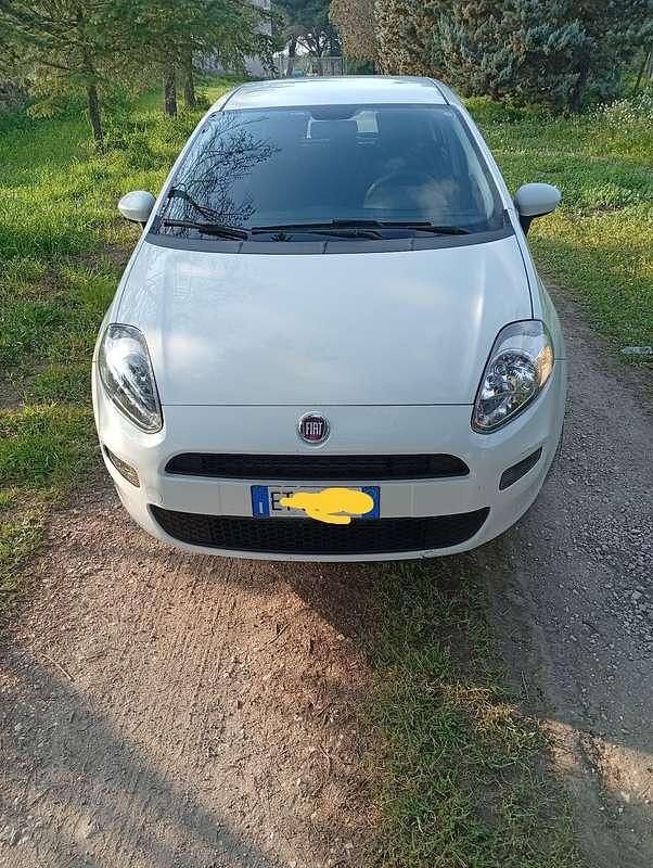 Usata Fiat Punto Evo Dynamic 86 CV (63 kW) 2011 Utilitaria