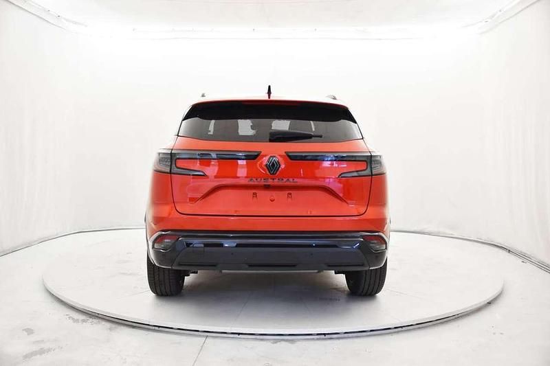 Nuova Renault Austral Techno Esprit Alpine 158 CV (116 kW) 2025 Rosso passion SUV