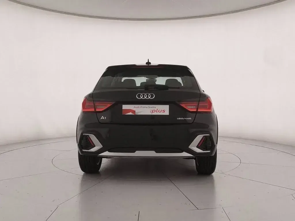 Nuova Audi A1 Business 116 CV (85 kW) 2026 Nero mito metallizzato SUV