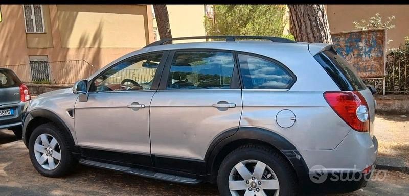 Usata Chevrolet Captiva 2007 Grigio SUV