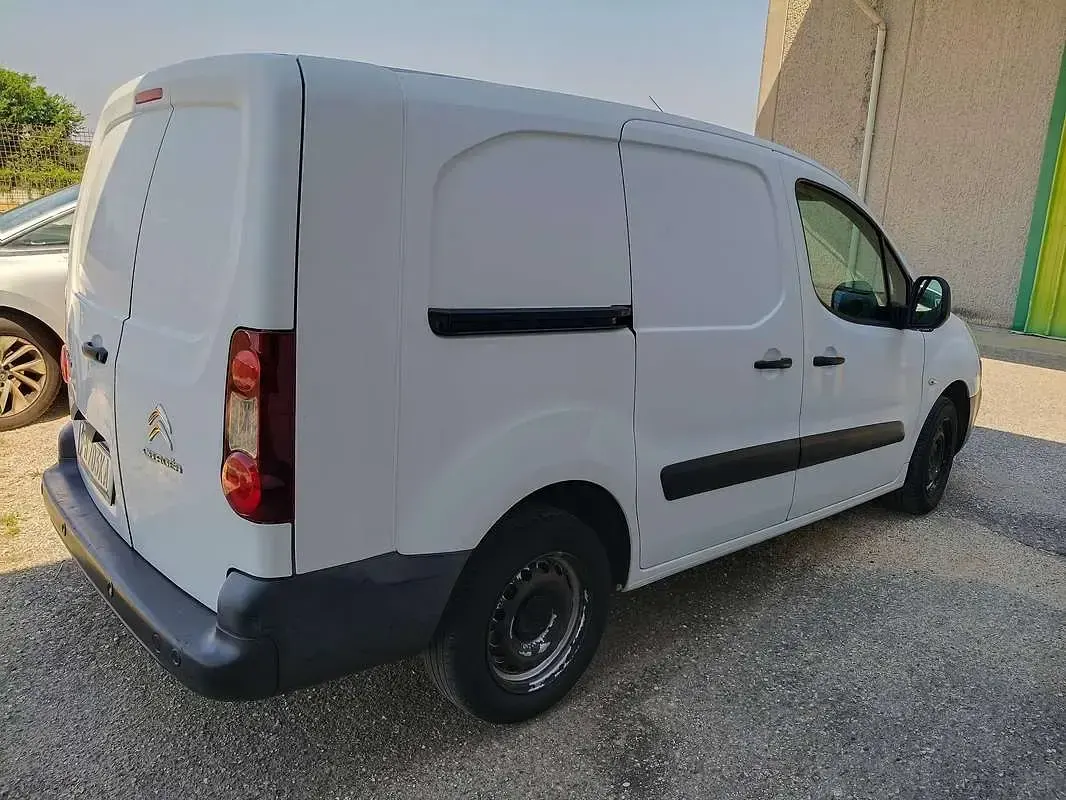 Usata Citroën Berlingo Feel 99 CV (72 kW) 2017 Bianco Monovolume