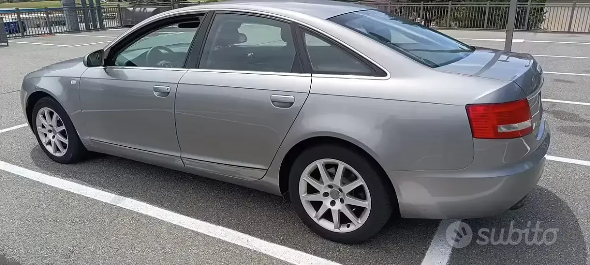 Usata Audi A6 224 CV (164 kW) 2005 Grigio Berlina