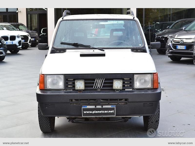 Usata Fiat Panda 4x4 Trekking 54 CV (39 kW) 2001 Argento Utilitaria