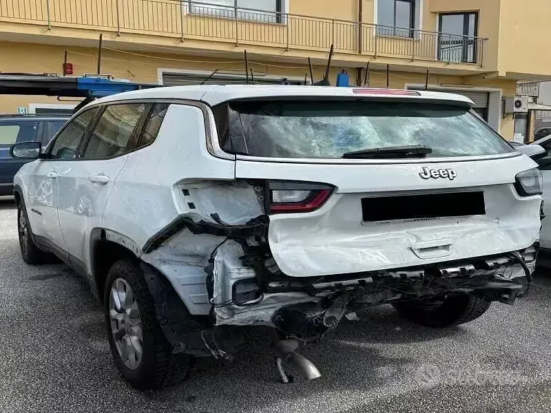 Usata Jeep Compass 131 CV (96 kW) 2022 Bianco SUV