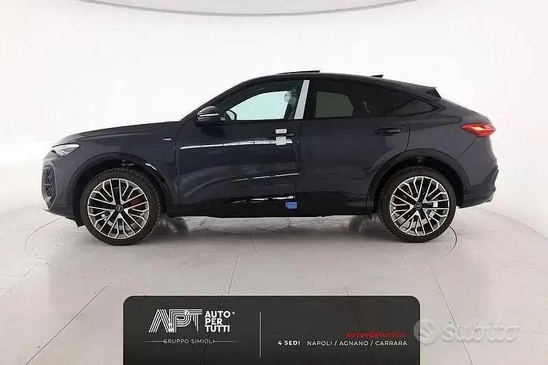 Nuova Audi Q5 Sportback S-Line 204 CV (150 kW) 2026 Grigio SUV