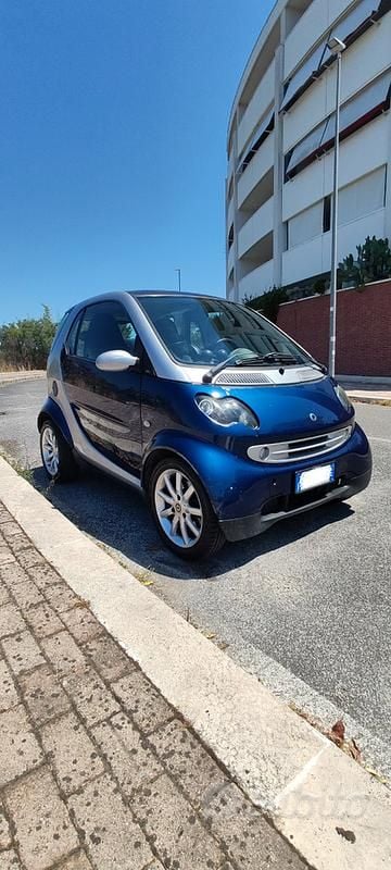 Blu Usata 2006 Smart ForTwo Coupé Coupé | 2500 € - Immagine 1/4